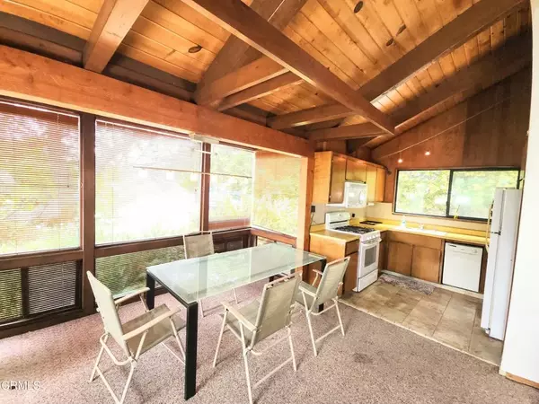 Manchester, CA 95459,15551 Forest View Road