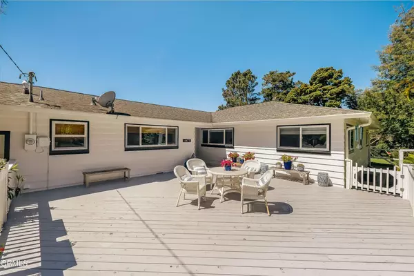 Mendocino, CA 95460,44711 Pine Street