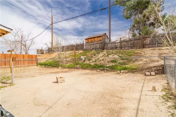 Victorville, CA 92395,16687 Lynn Street