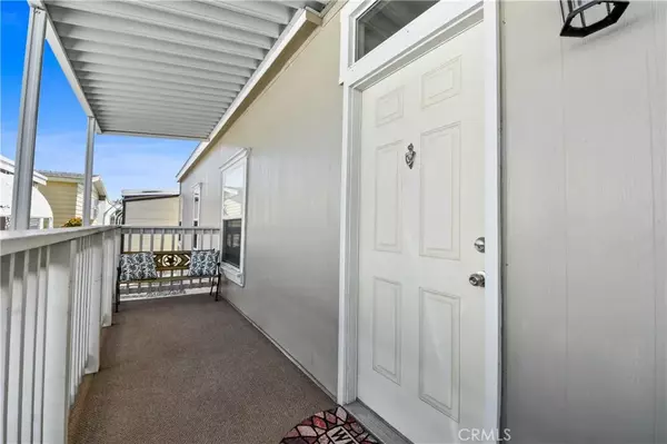 La Verne, CA 91750,3800 Bradford #64