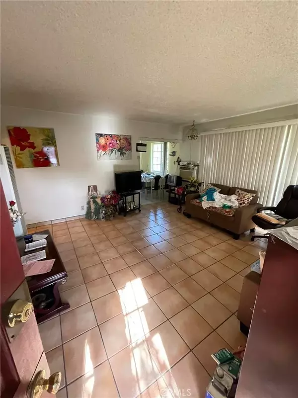 Ontario, CA 91762,731 W Park Street