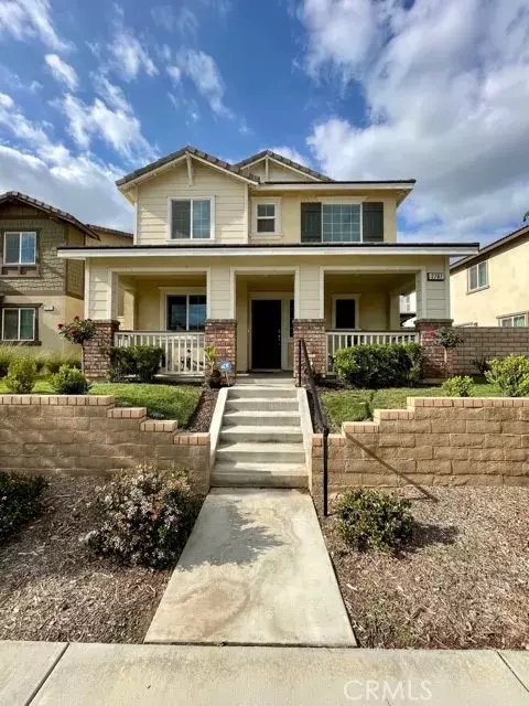 Ontario, CA 91761,2767 E La Avenida Drive