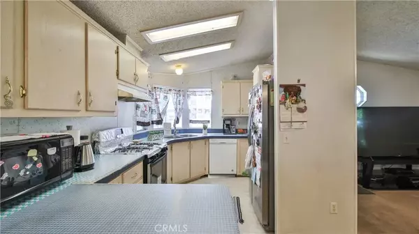 Covina, CA 91724,21210 E ARROW #9