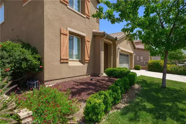 Fontana, CA 92336,15330 Chive Lane