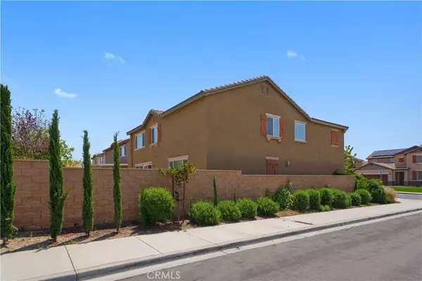 Fontana, CA 92336,15330 Chive Lane
