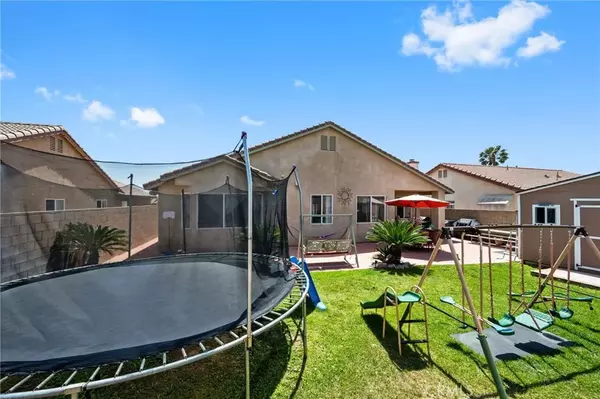 Fontana, CA 92336,15212 Dandelion Lane