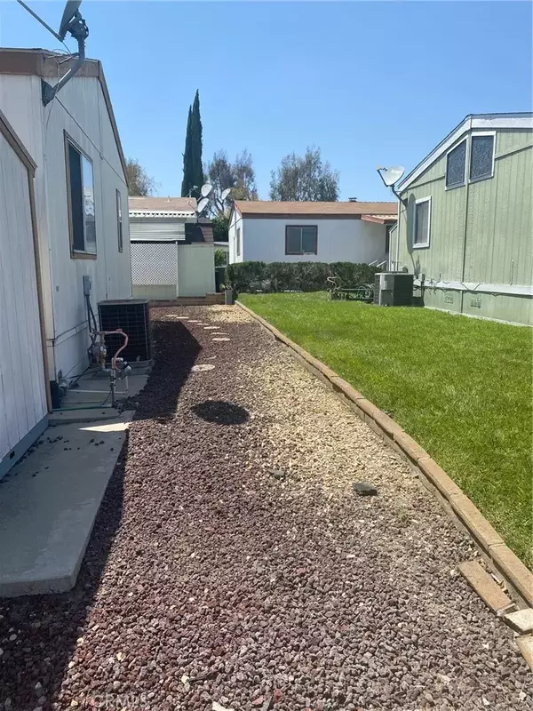 Ontario, CA 91761,1456 E Philadelphia #182
