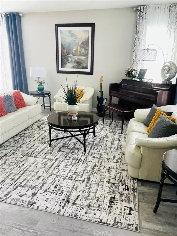 Victorville, CA 92392,12884 Caesar Lane