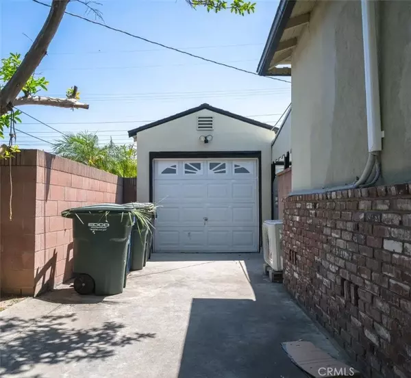 Lakewood, CA 90713,6132 Dunrobin Avenue