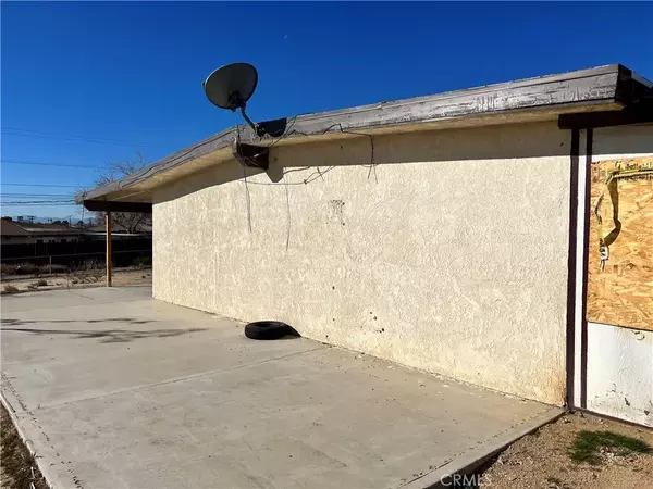 Victorville, CA 92394,15853 Calgo Lane