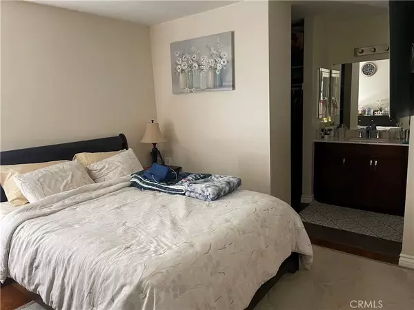 Chino, CA 91710,5165 Walnut Avenue #33