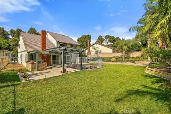 San Dimas, CA 91773,906 Avenida Loma Vista