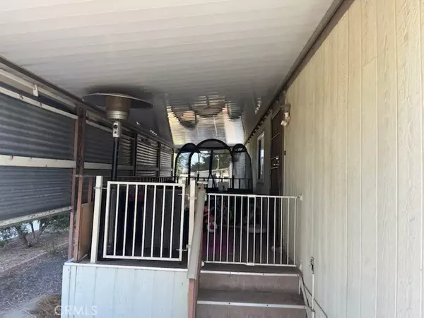 Victorville, CA 92392,15252 Seneca #240