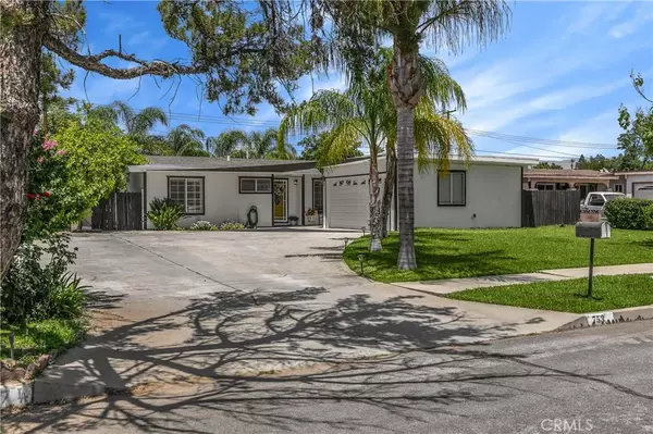 753 Herberts Lane, Colton, CA 92324