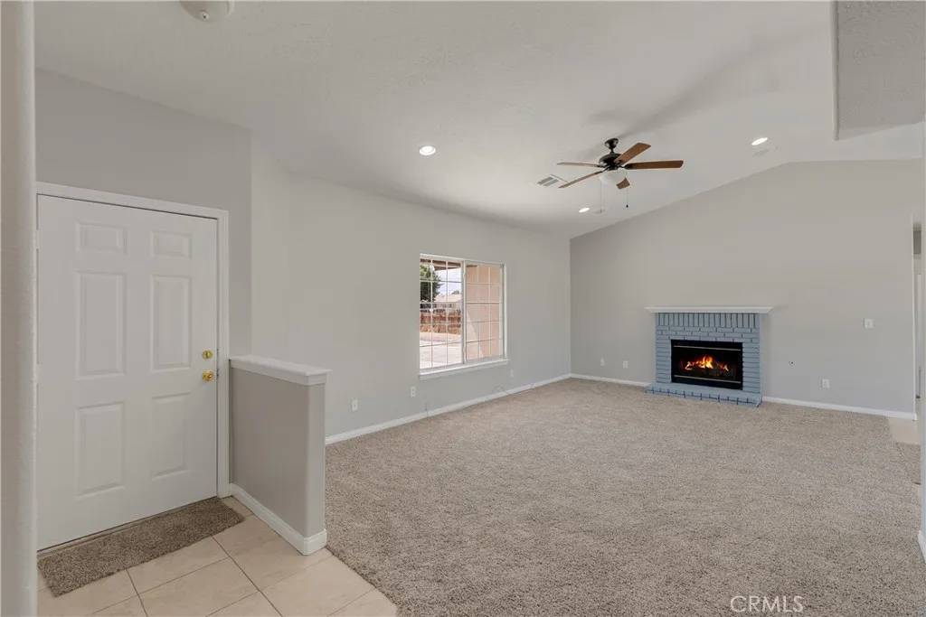 Hesperia, CA 92345,10009 Lincoln Avenue