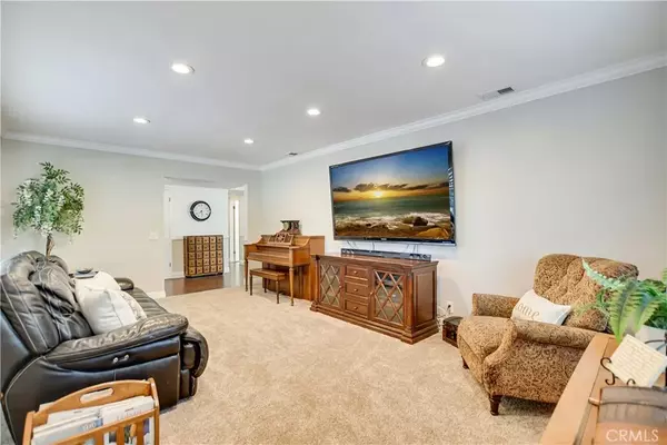 La Verne, CA 91750,949 Eastglen Drive