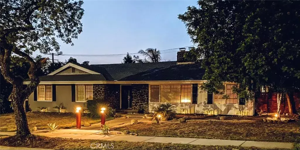 1889 N San Antonio Avenue, Upland, CA 91784