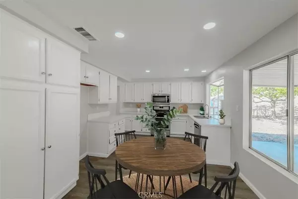 Lake Elsinore, CA 92530,29365 Breakwater Street
