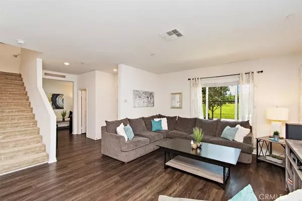 Chino, CA 91708,8674 Founders Grove Street