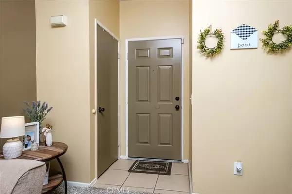 Victorville, CA 92394,15216 Sunflower Lane