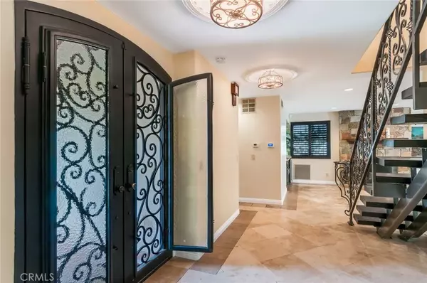 Duarte, CA 91010,3403 Fallcreek Road