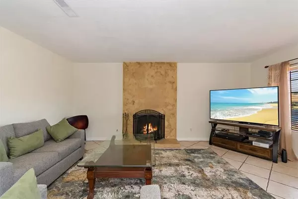 La Verne, CA 91750,836 Queensbury Avenue