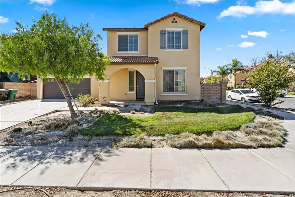 Eastvale, CA 92880,6093 Cripple Creek Drive