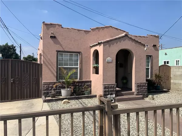 817 Frigate Avenue, Wilmington, CA 90744