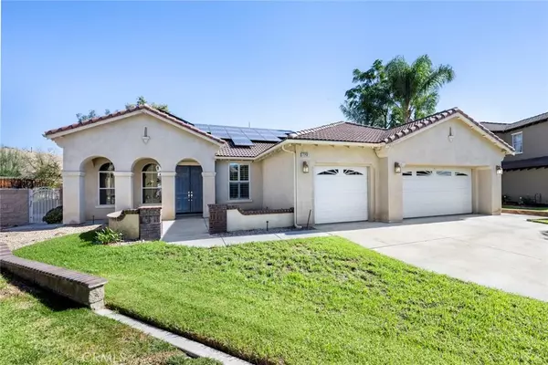 7246 White Owl Court, Eastvale, CA 92880