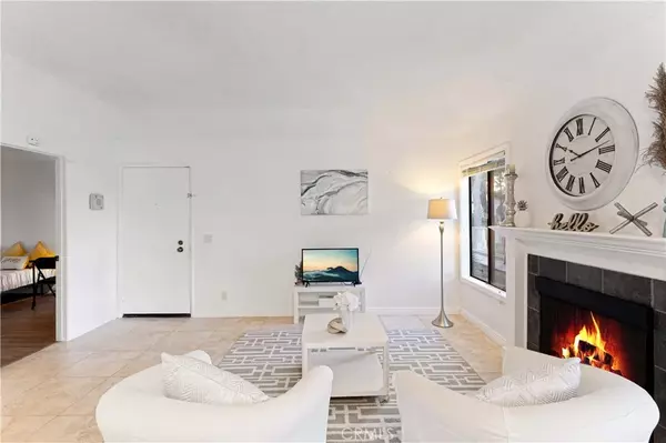 Diamond Bar, CA 91765,22701 Lakeway Drive #481