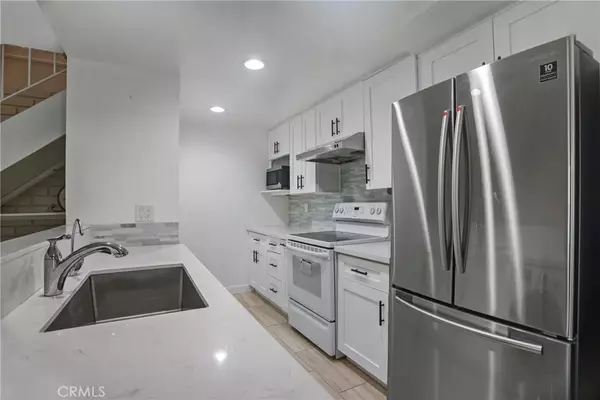 La Verne, CA 91750,2439 College Lane #2