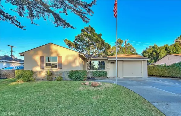 218 S Pine Drive, Fullerton, CA 92833