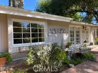 Agoura Hills, CA 91301,5536 Foothill Drive