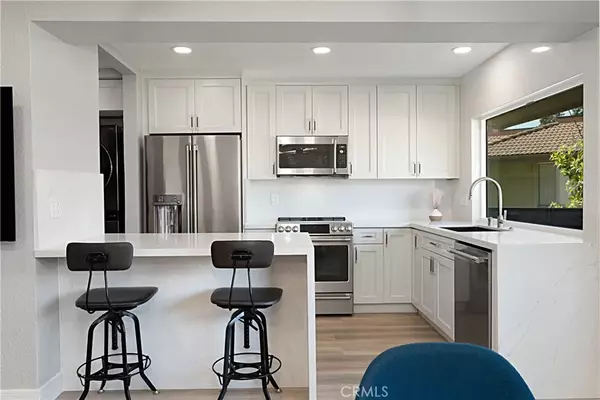 Oceanside, CA 92058,615 Fredricks Avenue #100