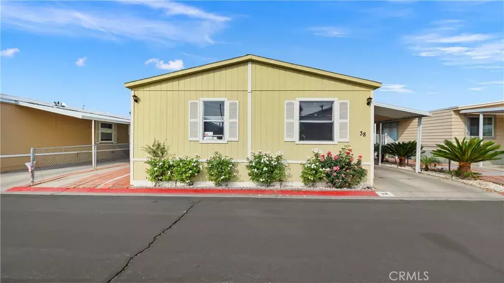 Ontario, CA 91761,1855 E Riverside #38