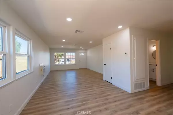 Desert Hot Springs, CA 92240,13695 Ramona dr