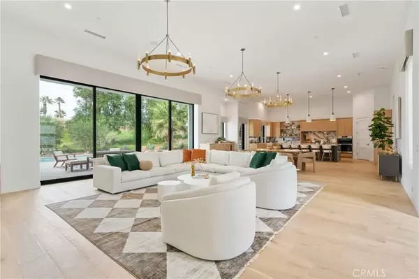 La Quinta, CA 92253,80860 Via Portofino
