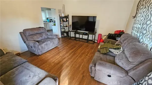 Ontario, CA 91761,219 E Park Street