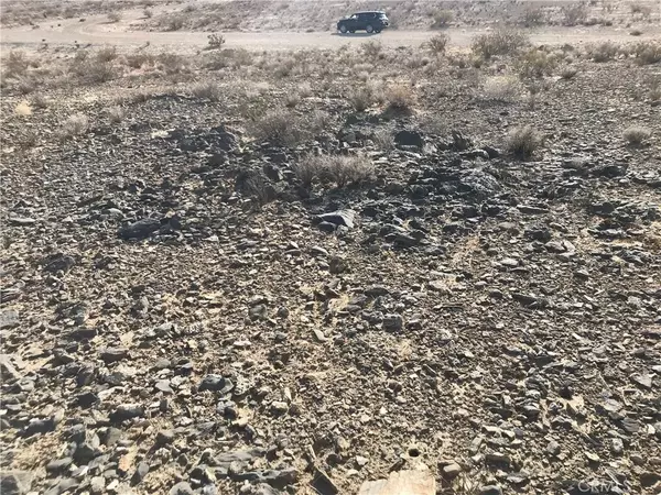 Adelanto, CA 92301,0 Pershing Lane