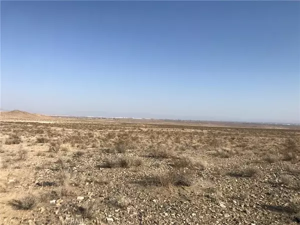 Adelanto, CA 92301,0 Pershing Lane