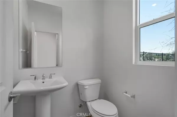 Vista, CA 92083,1516 Wingwood Lane