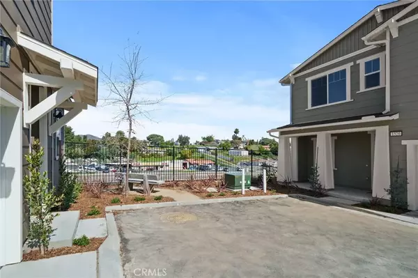Vista, CA 92083,1516 Wingwood Lane