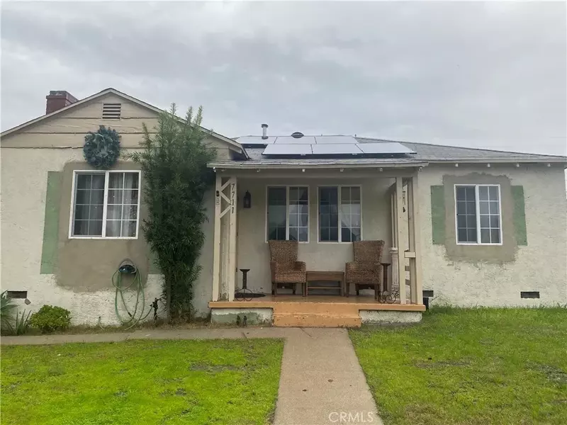 7711 Bakman Avenue, Sun Valley, CA 91352
