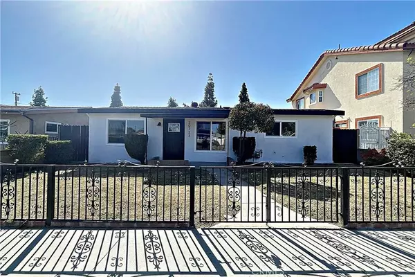 20723 Norwalk Boulevard, Lakewood, CA 90715