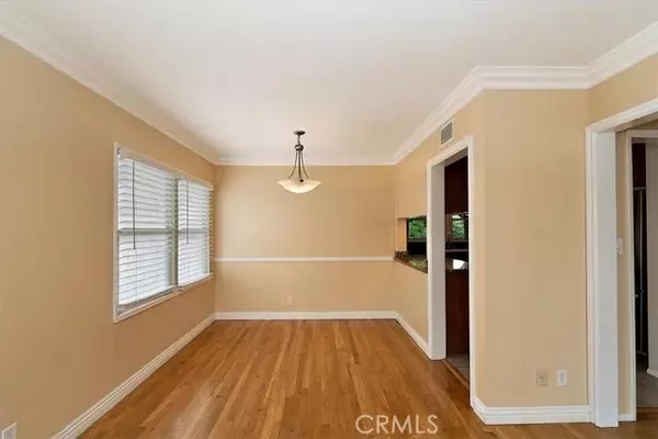 Lakewood, CA 90712,4514 Camerino Street