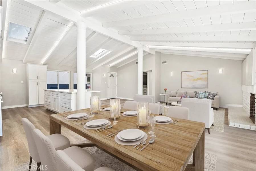 15814 Septo Street, North Hills, CA 91343