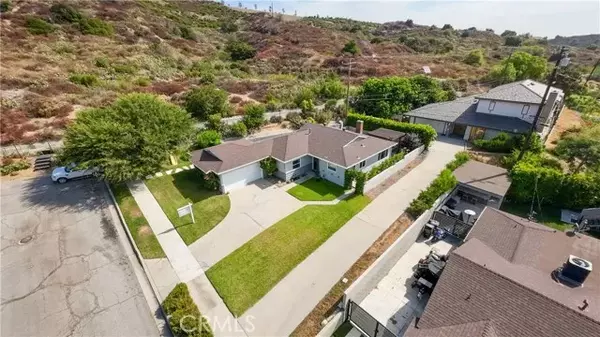 Montebello, CA 90640,1008 Hibiscus Street