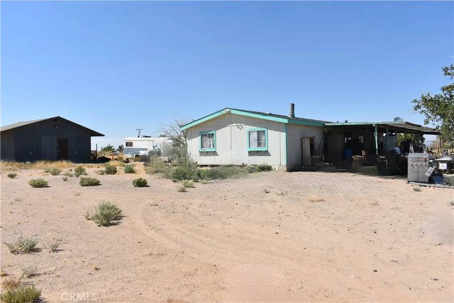 21818 Pioneer Road, Hinkley, CA 92347