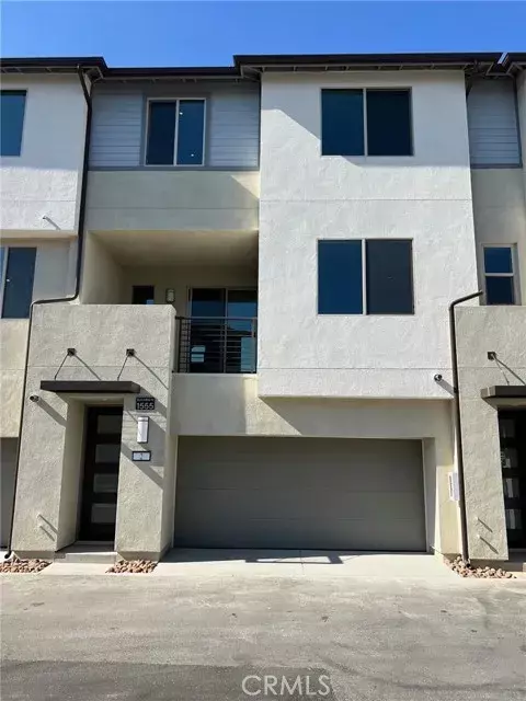 Placentia, CA 92870,1555 Lima Way Unit 2