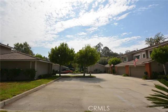 6543 E Camino Vista #2, Anaheim Hills, CA 92807